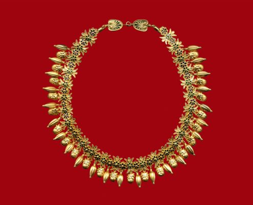 22k gold necklace with lotus-rosettes and Acheloos-heads, from Pantikapaion, 400 - 380 BC