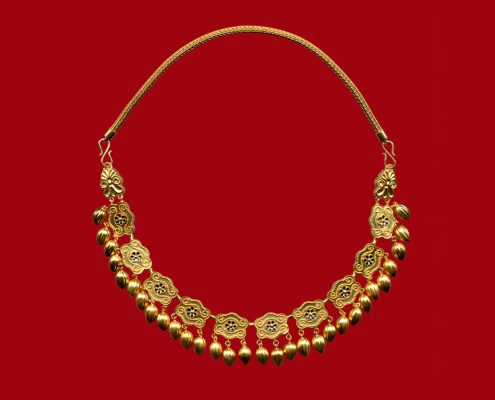 22k gold necklace with box-beads decorated with scrolls and rosettes with seed pendants from Nymphaion, kurgan 17 425 - 400 BC